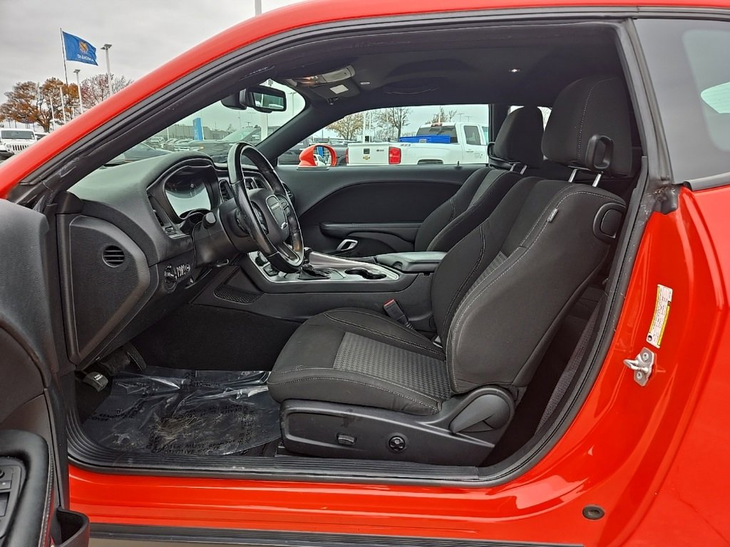 Used 2021 Dodge Challenger SXT w/ Blacktop Package image 15