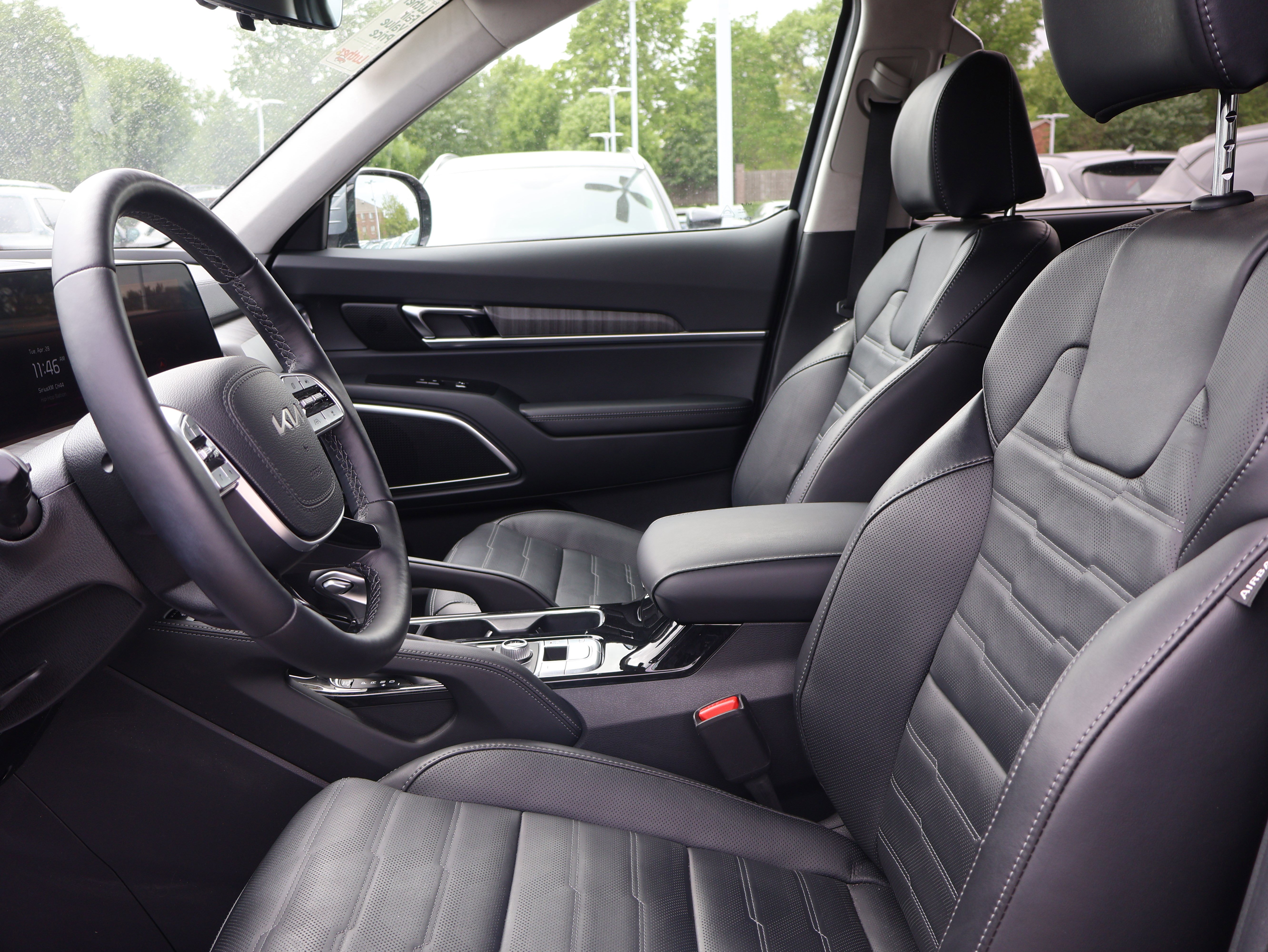 Used 2024 Kia Telluride SX Prestige w/ Towing Package AWD/4WD image 24
