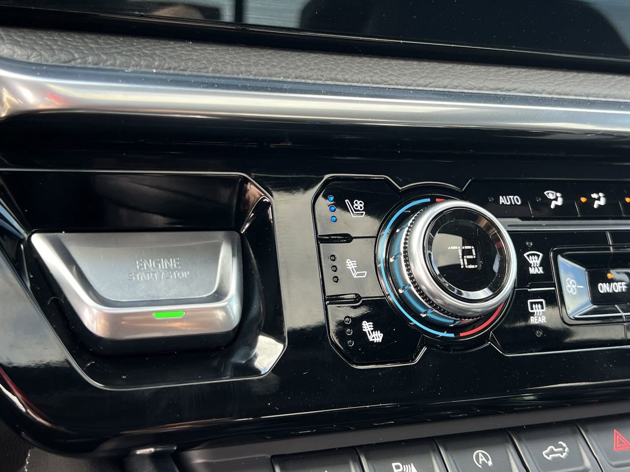 Used 2023 GMC Sierra 1500 Denali w/ Denali Reserve Package AWD/4WD image 20