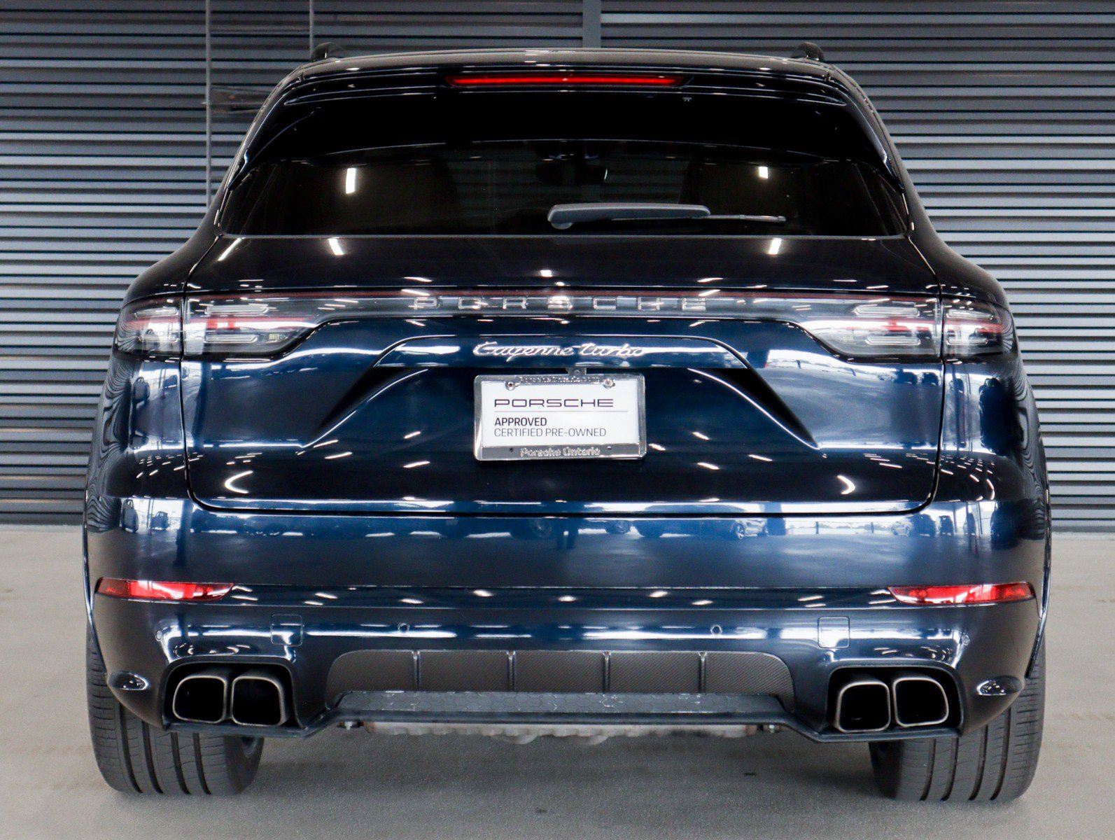 Certified 2022 Porsche Cayenne Turbo image 9