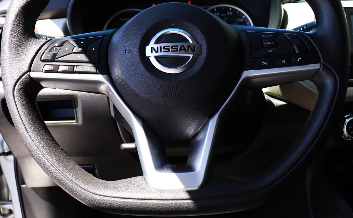 Used 2021 Nissan Versa SV FWD image 53