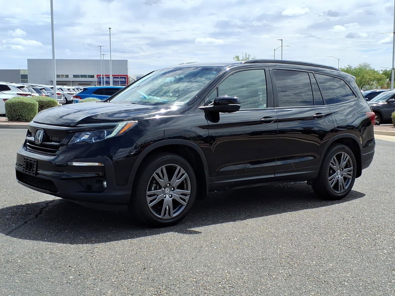 Used 2022 Honda Pilot Sport image 3