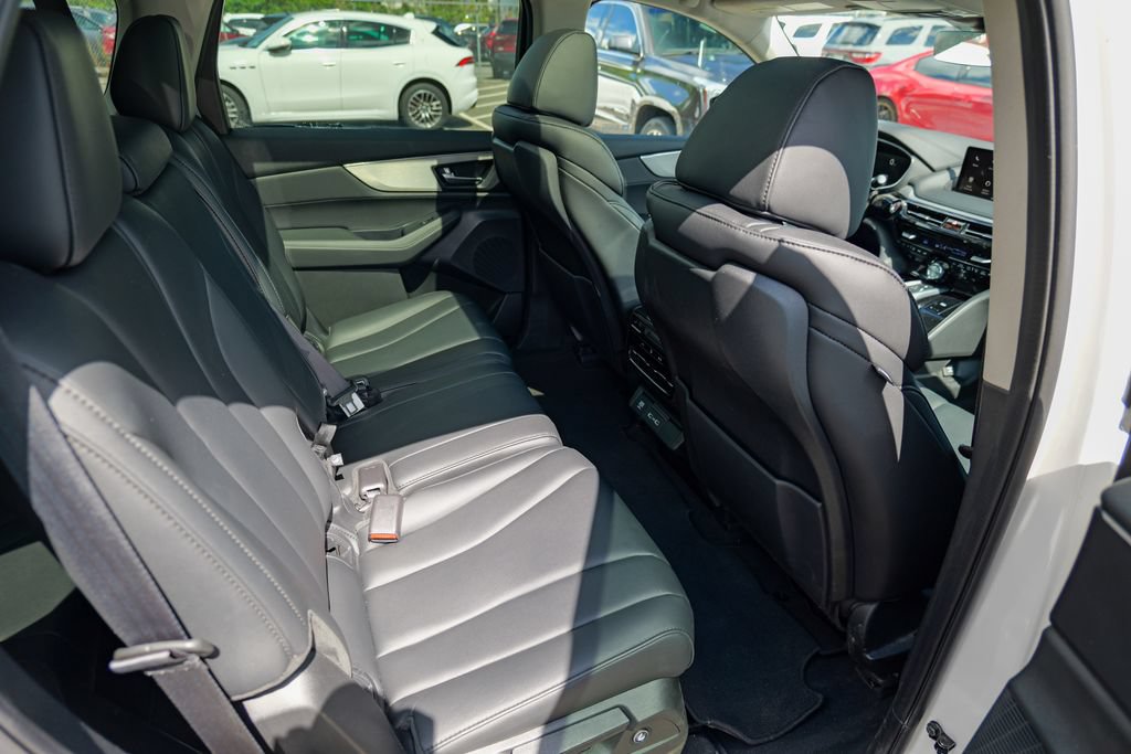 Used 2023 Acura MDX SH-AWD image 31
