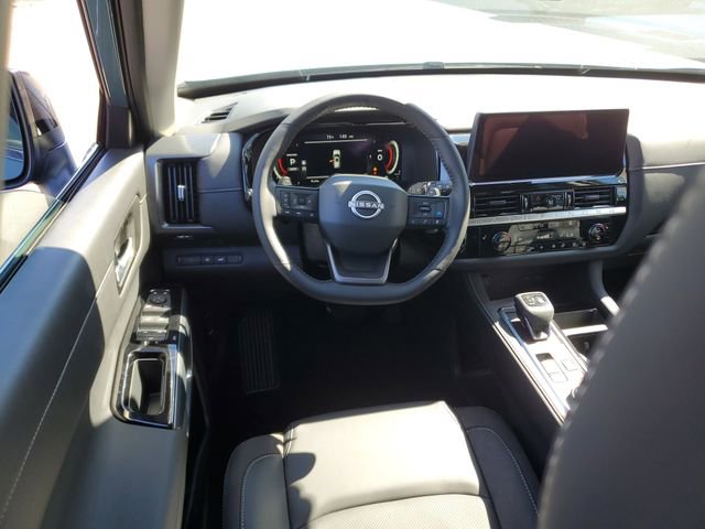 New 2026 Nissan Pathfinder SL image 13