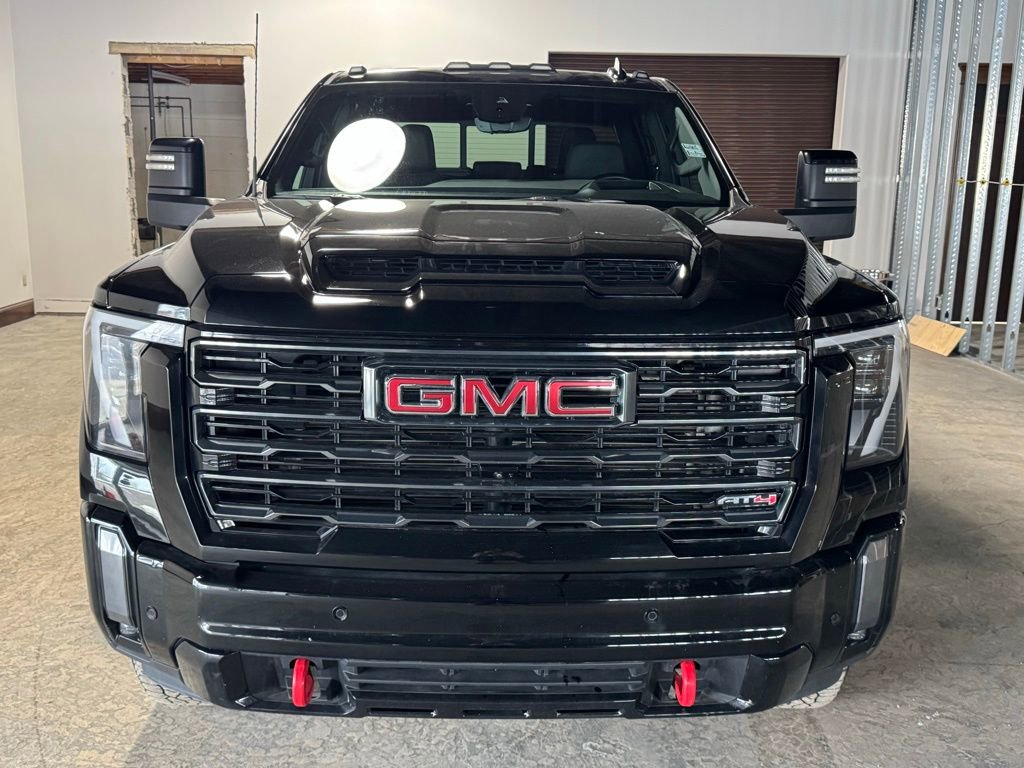 Used 2024 GMC Sierra 2500 AT4 w/ AT4 Premium Plus Package image 2