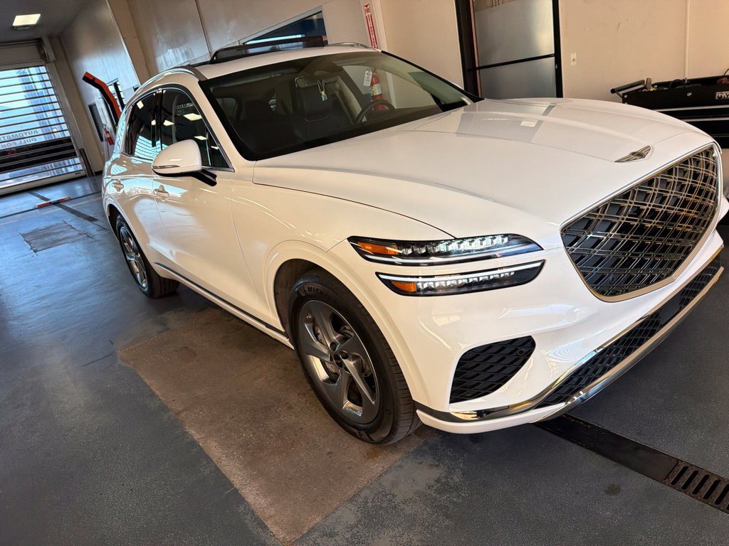Used 2026 Genesis GV70 2.5T Select AWD/4WD image 1
