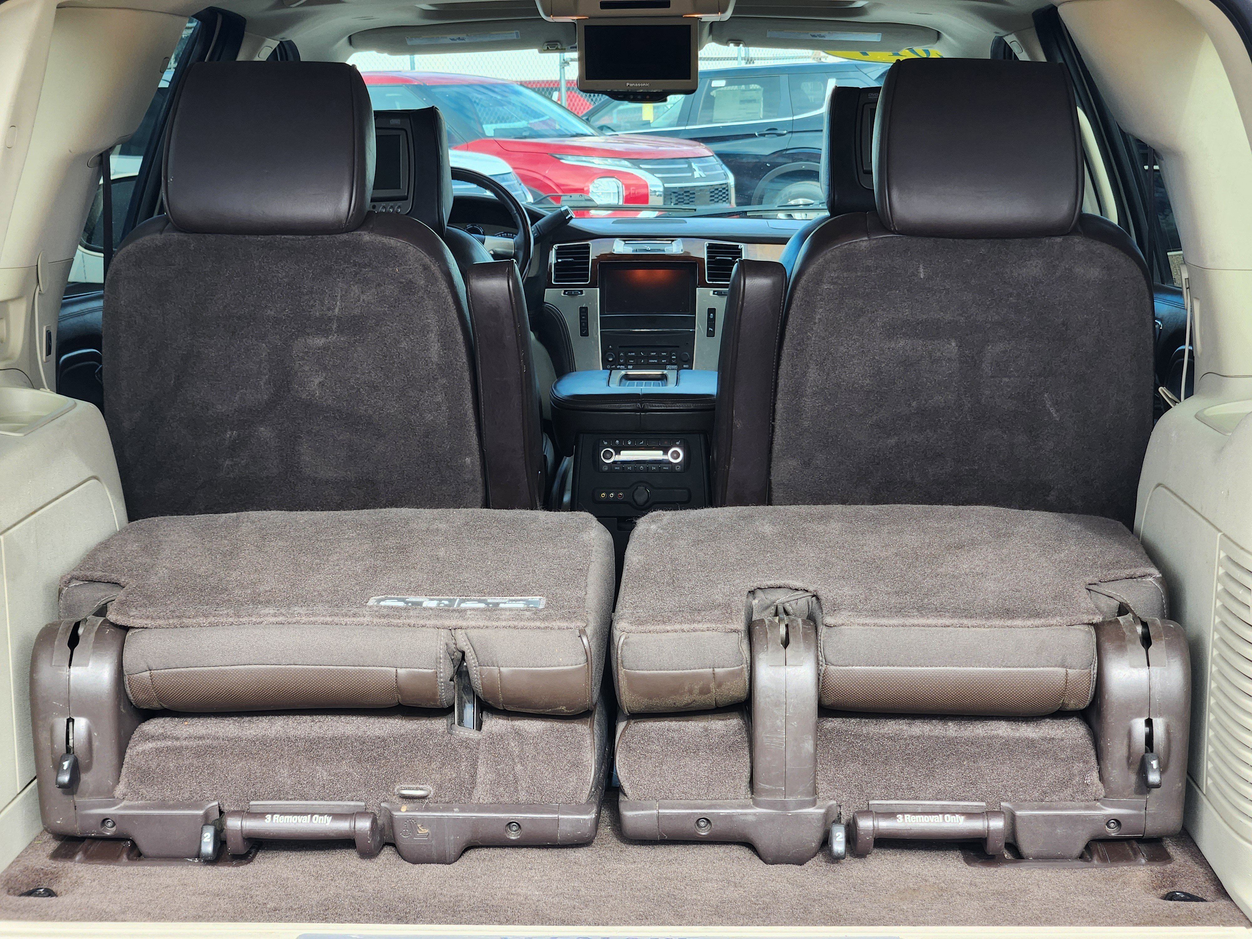 Used 2014 Cadillac Escalade Platinum image 26