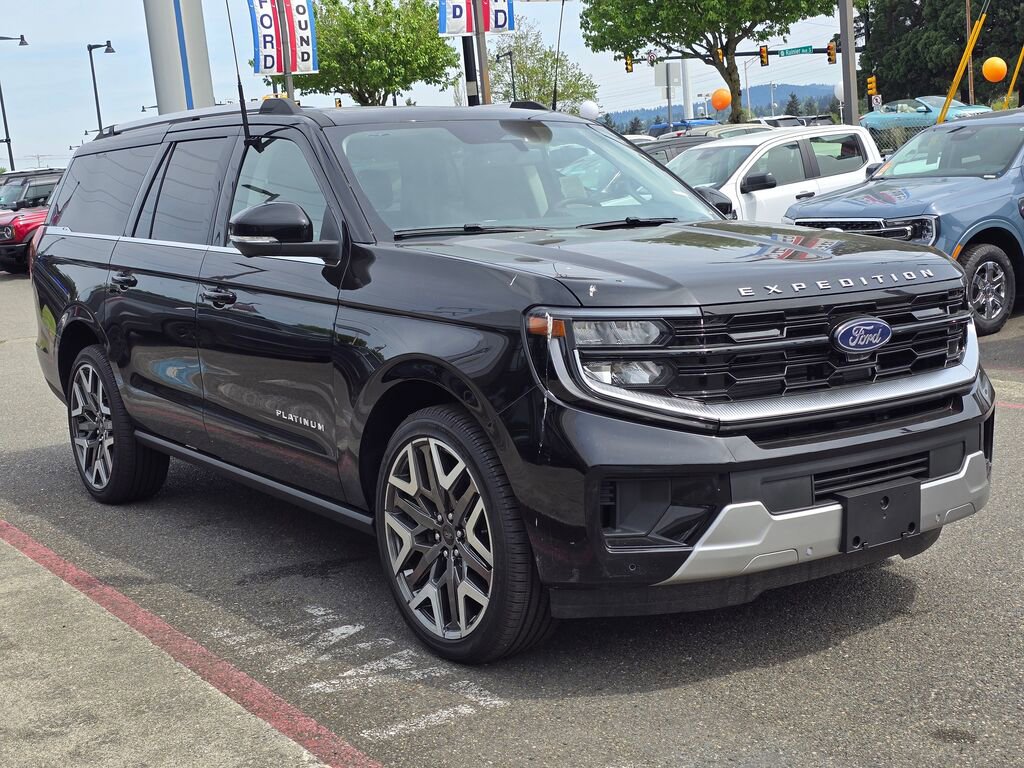 New 2026 Ford Expedition Max Platinum AWD/4WD image 3