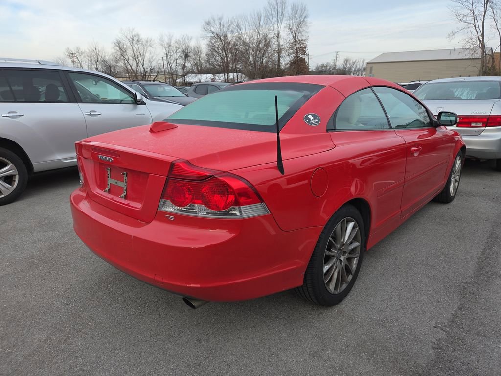 Used 2008 Volvo C70 T5 image 4
