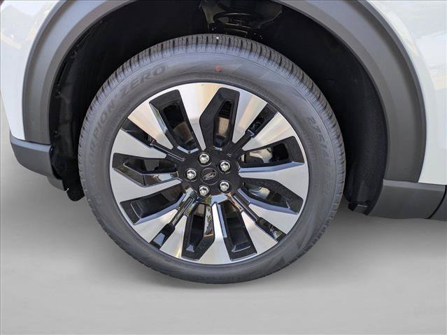 New 2026 Ford Explorer Platinum w/ LUX Leather Package AWD/4WD image 10