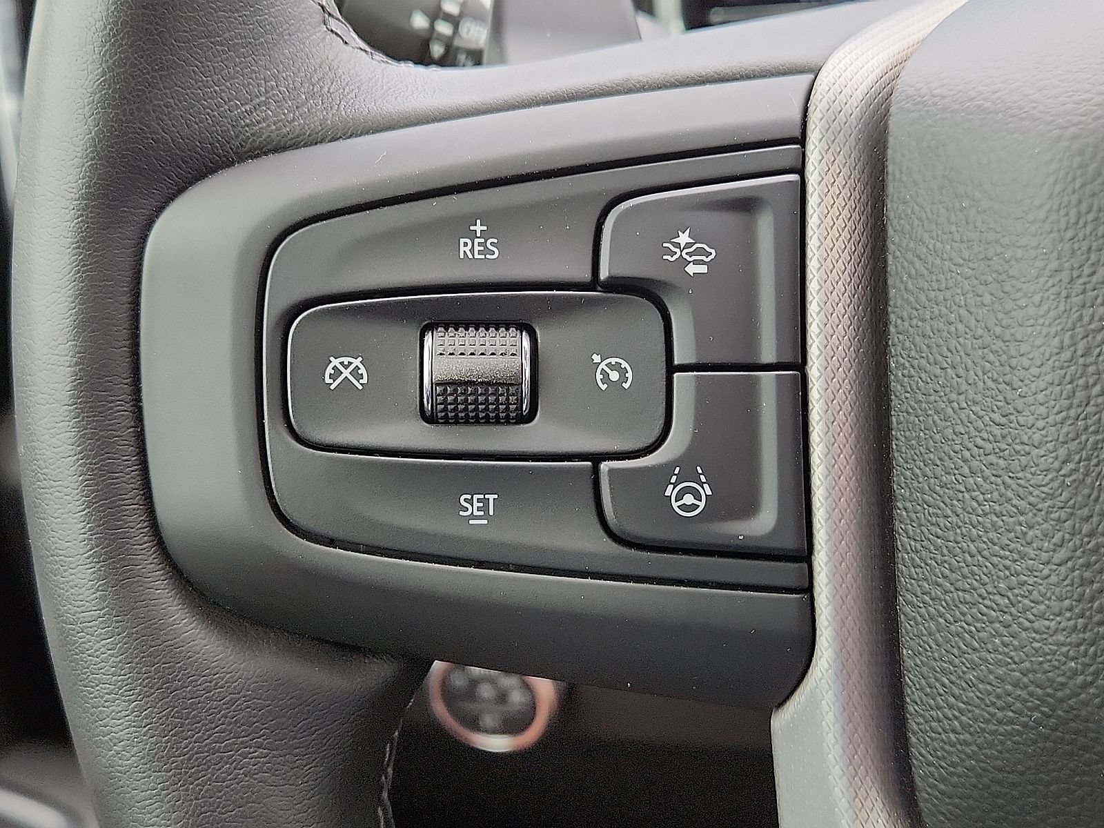 Used 2025 GMC Sierra 1500 Denali AWD/4WD image 17