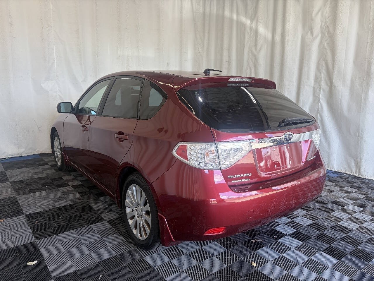 Used 2010 Subaru Impreza 2.5i Premium AWD/4WD image 5