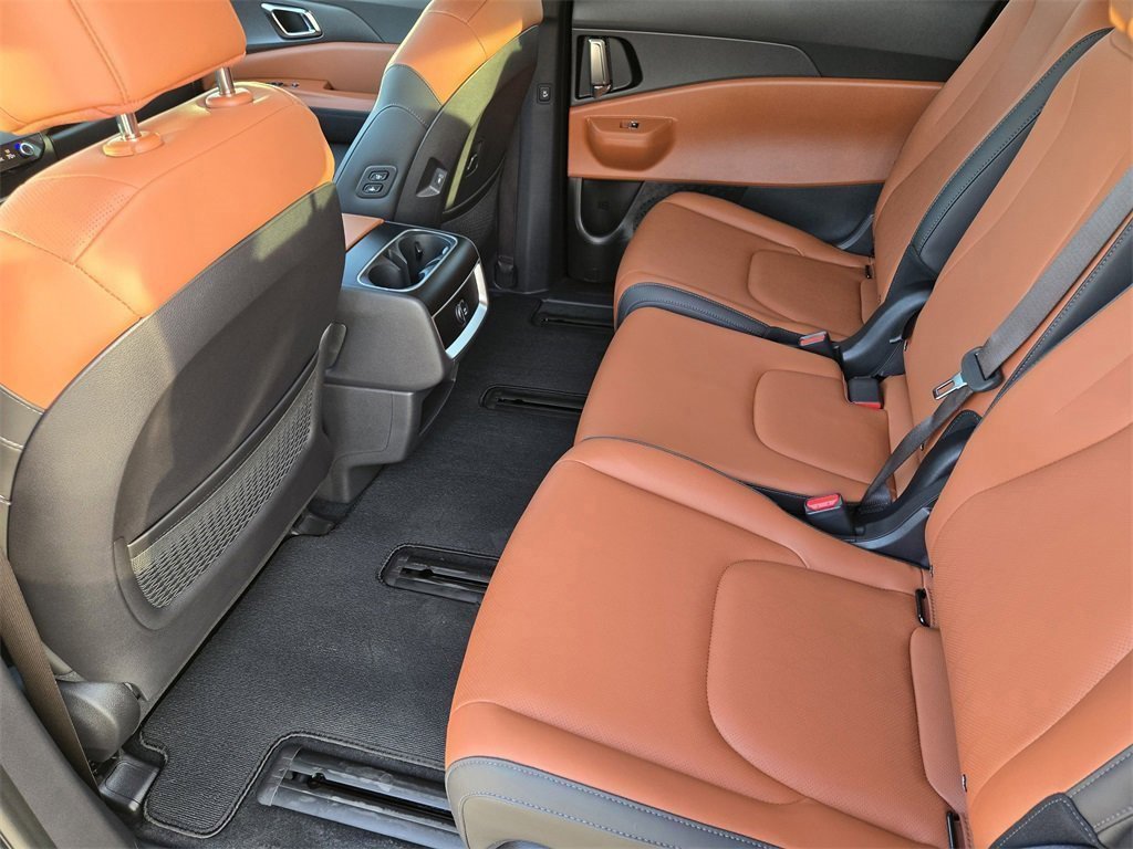 New 2026 Kia Carnival EX image 31