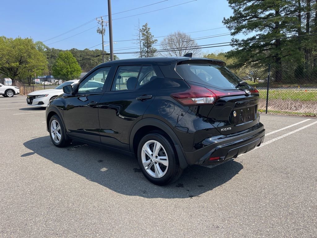 Certified 2025 Nissan Kicks Play S image 7