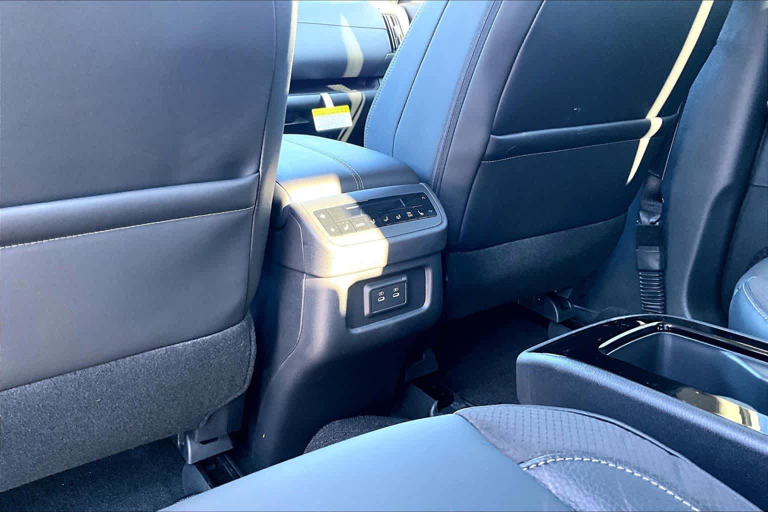New 2026 Nissan Pathfinder SL image 19