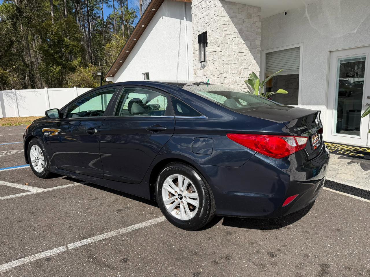 Used 2014 Hyundai Sonata GLS FWD image 11