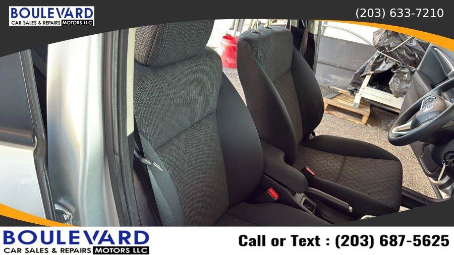 Used 2015 Honda Fit LX image 37