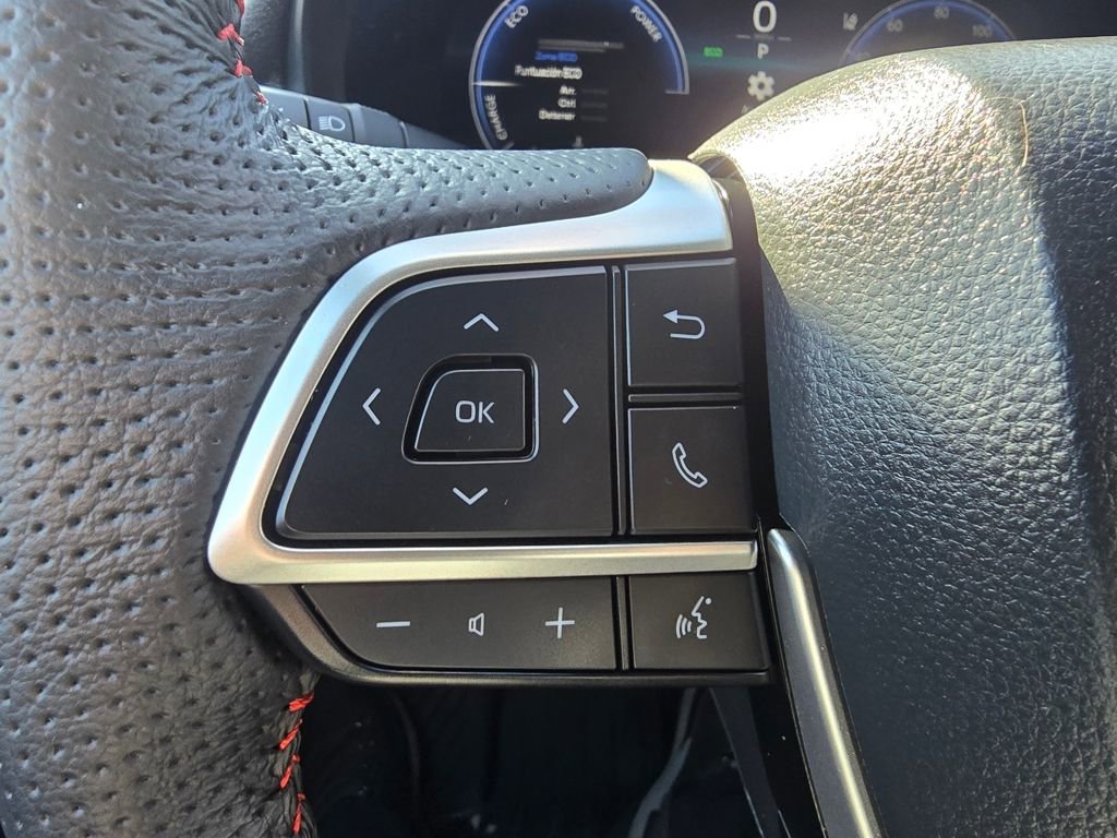 Certified 2025 Toyota Sienna XSE w/ XSE Plus Package image 23