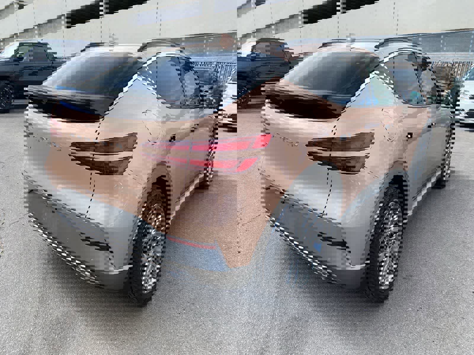 Used 2024 Genesis GV60 Advanced image 6