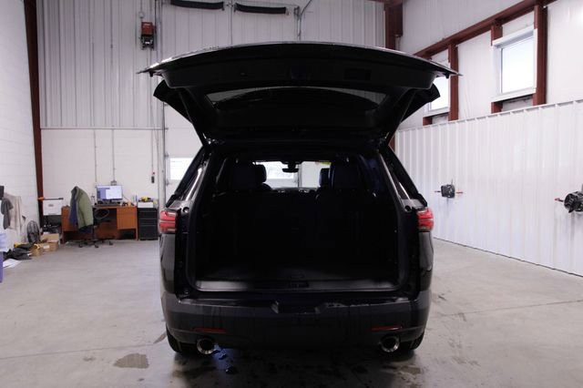 Used 2023 Chevrolet Traverse RS image 22