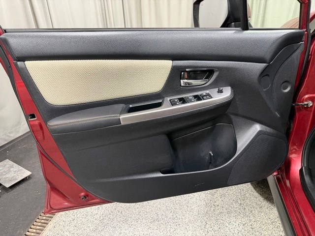 Used 2016 Subaru Crosstrek 2.0i Premium AWD/4WD image 17