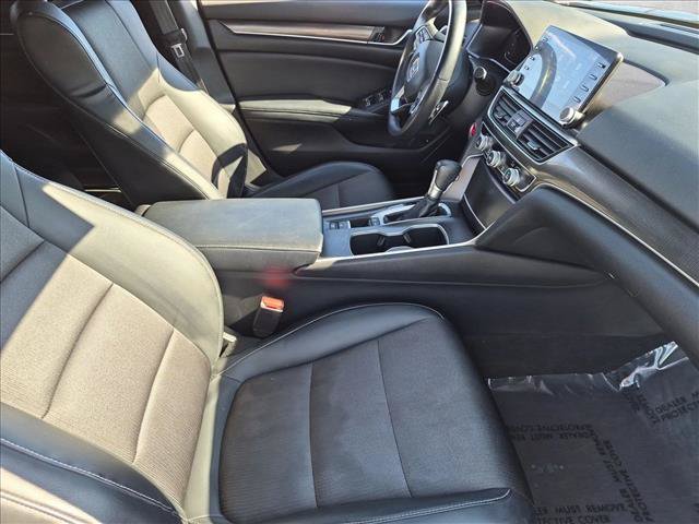 Used 2018 Honda Accord Sport image 18