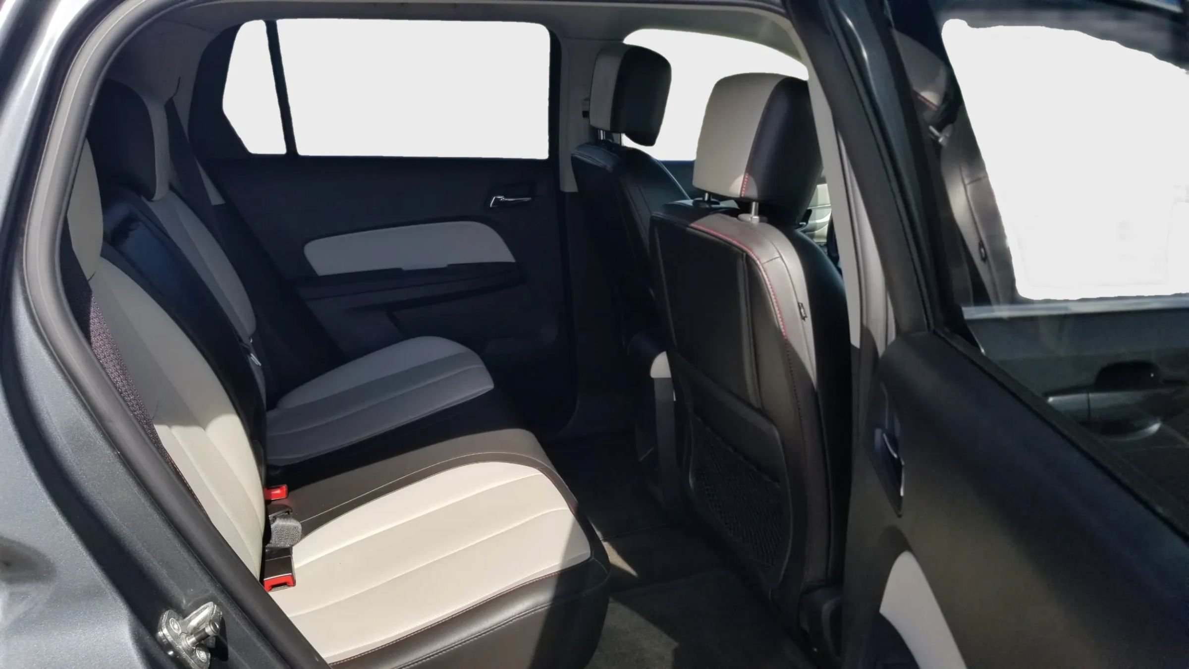Used 2011 GMC Terrain SLT FWD image 14