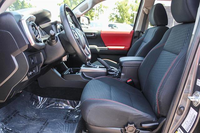 Used 2022 Toyota Tacoma SR5 image 17