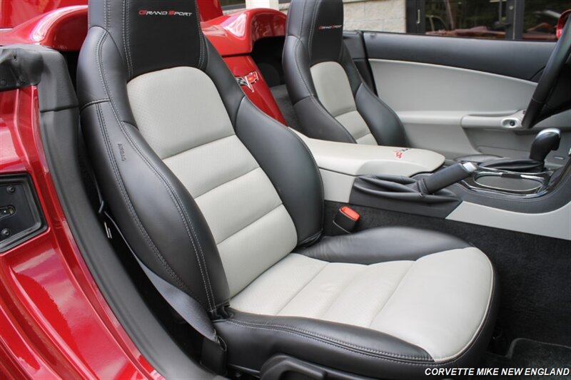 Used 2011 Chevrolet Corvette Grand Sport w/ Preferred Equipment Group RWD image 37