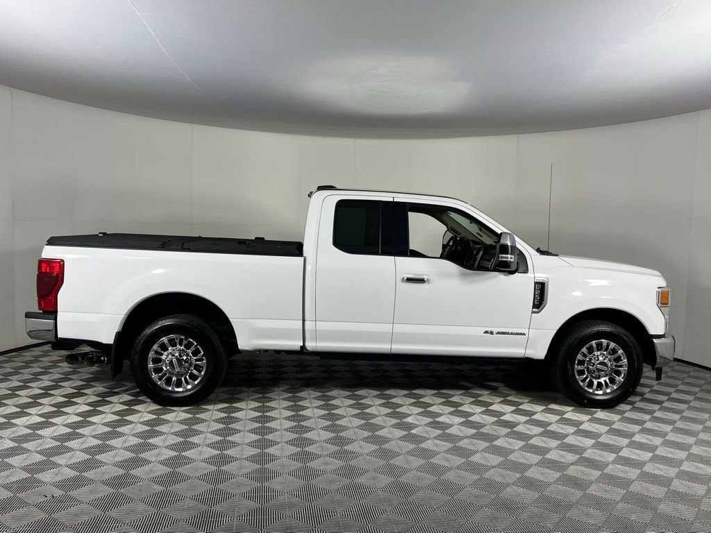 Used 2020 Ford F250 Lariat w/ Chrome Package image 3