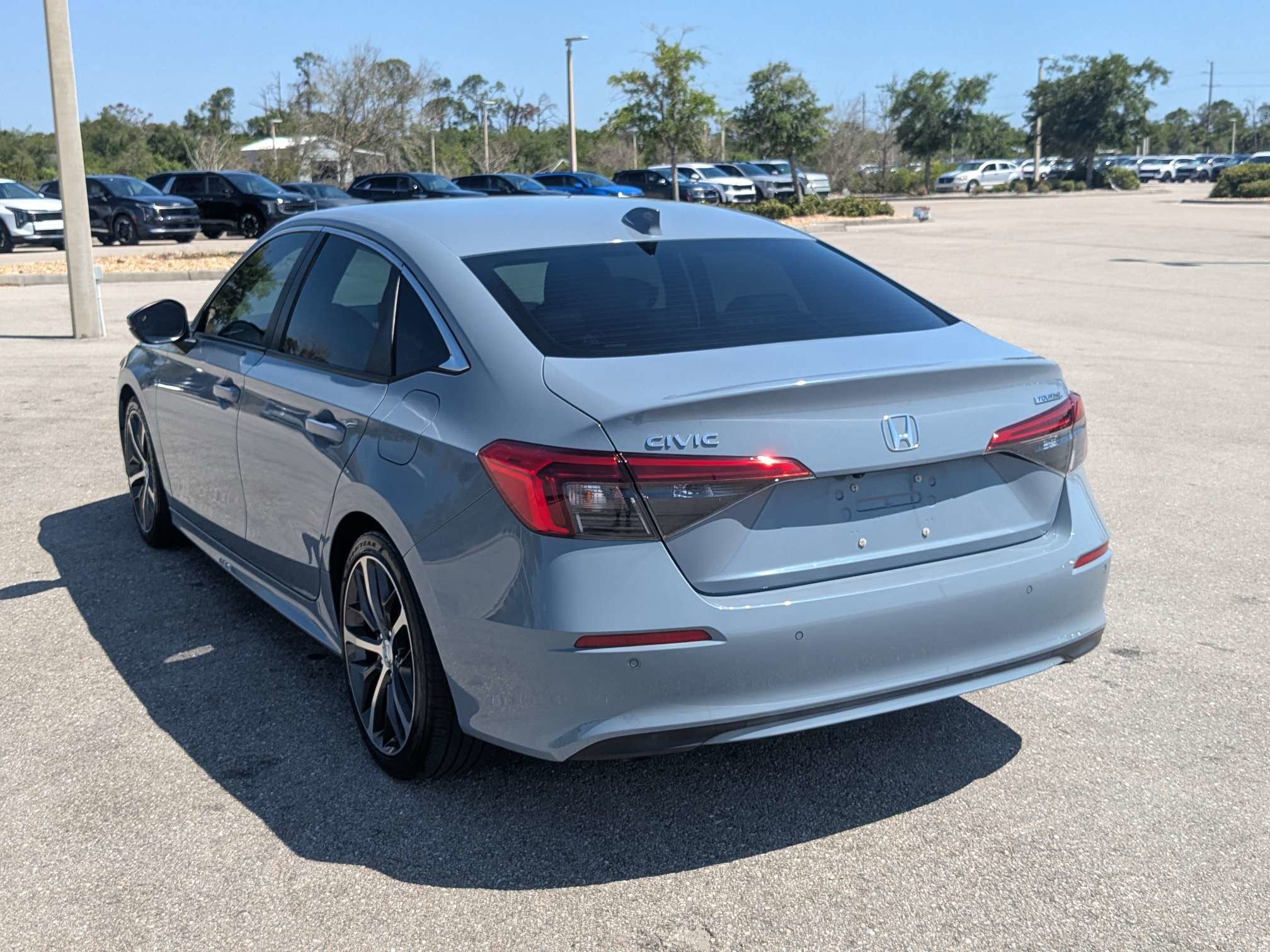 Used 2022 Honda Civic Touring image 8