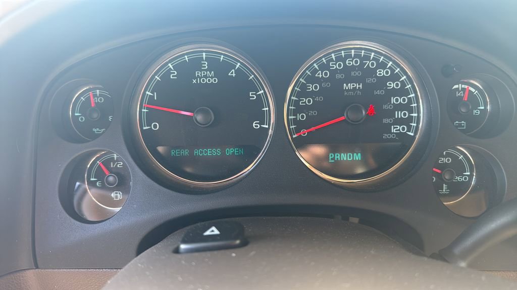 Used 2012 Chevrolet Tahoe LTZ image 15