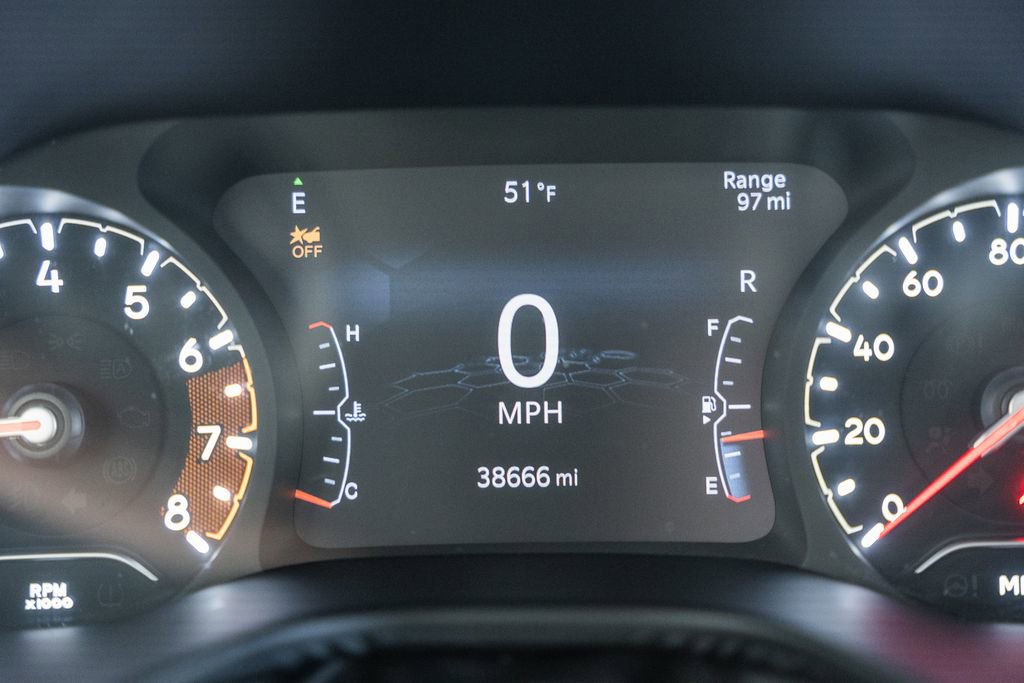 Certified 2022 Jeep Compass Limited w/ Sun and Sound Group image 47