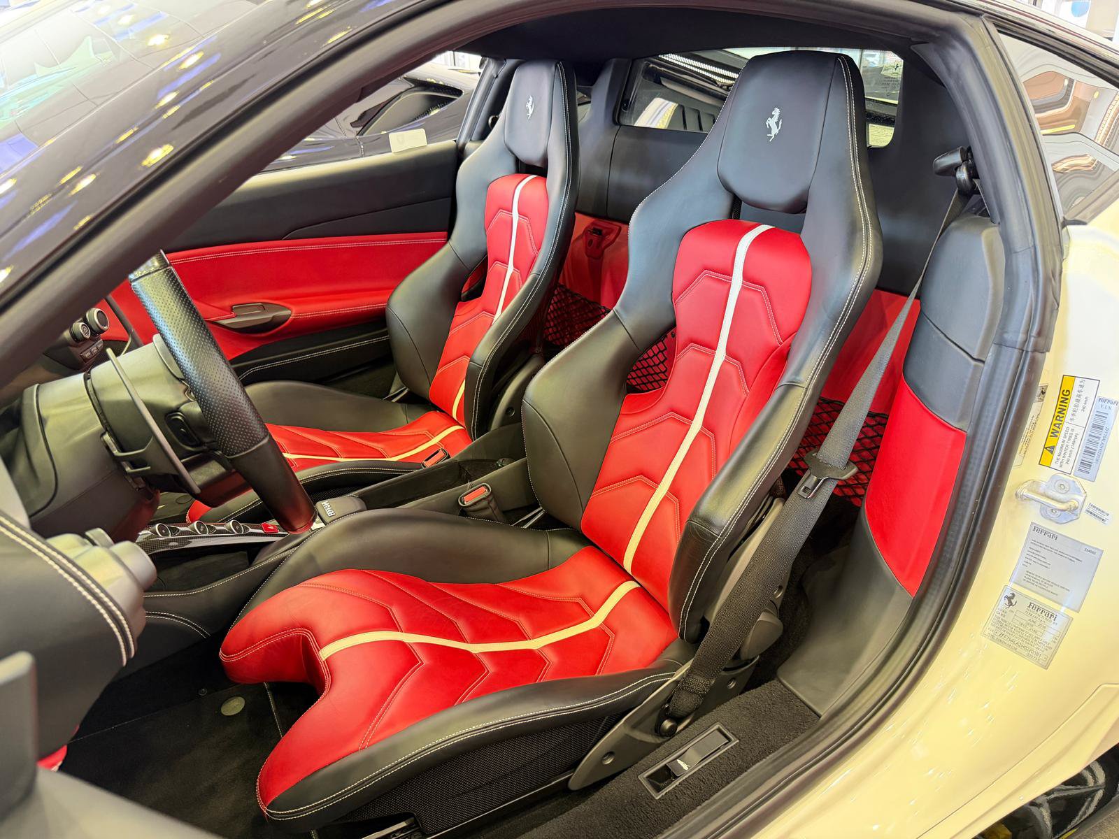 Used 2017 Ferrari 488 GTB RWD image 27