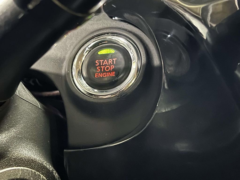 Used 2020 Mitsubishi Outlander LE image 17