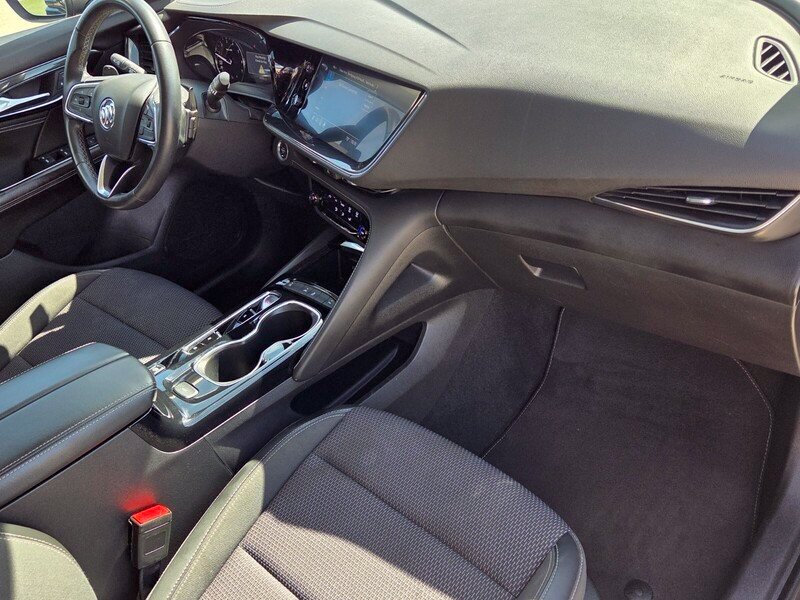 Used 2023 Buick Envision Preferred FWD image 19