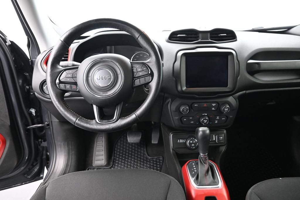 Used 2022 Jeep Renegade Trailhawk w/ Sun/Sound Group AWD/4WD image 19