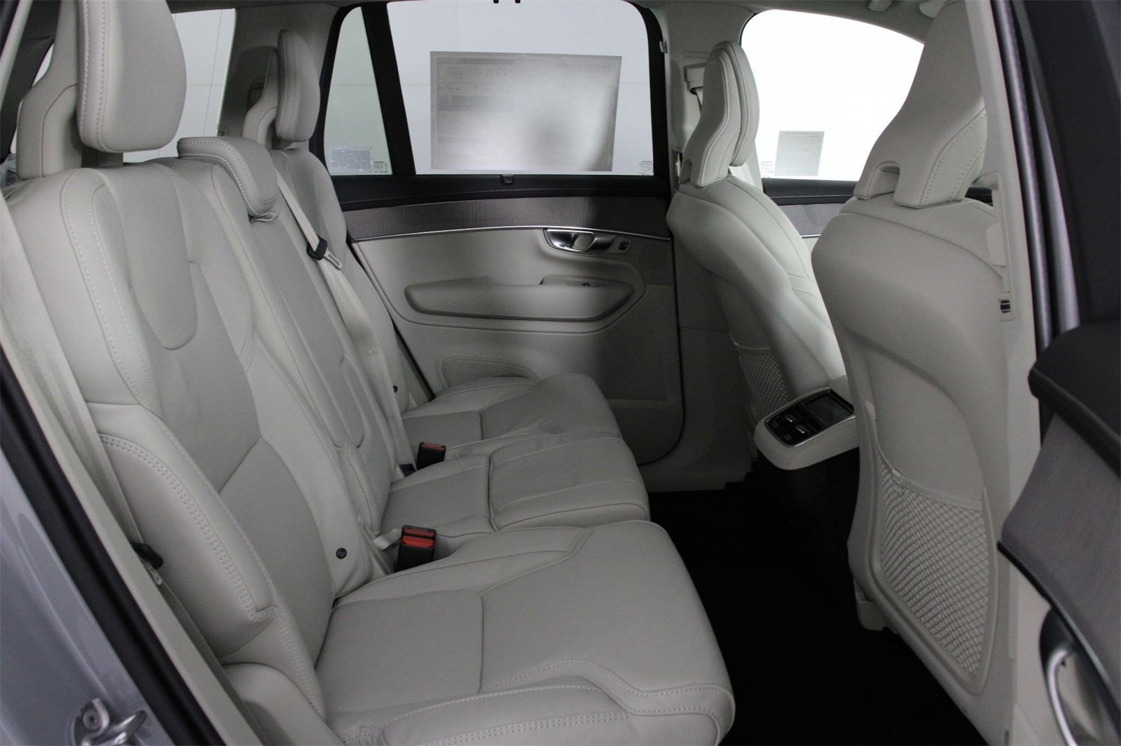 New 2026 Volvo XC90 B6 Ultra image 11