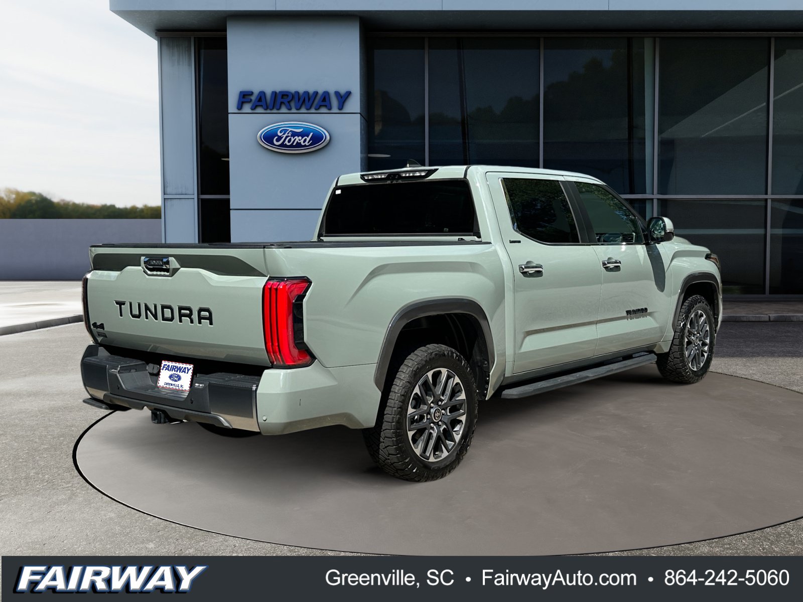 Used 2024 Toyota Tundra Limited AWD/4WD image 7