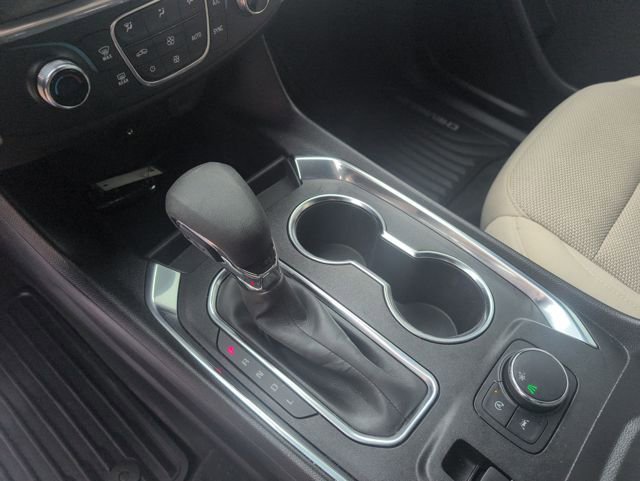 Used 2023 Chevrolet Traverse LS image 25