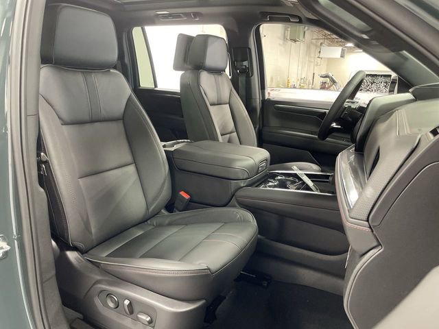 New 2026 Chevrolet Suburban RST w/ Advanced Technology Package image 27