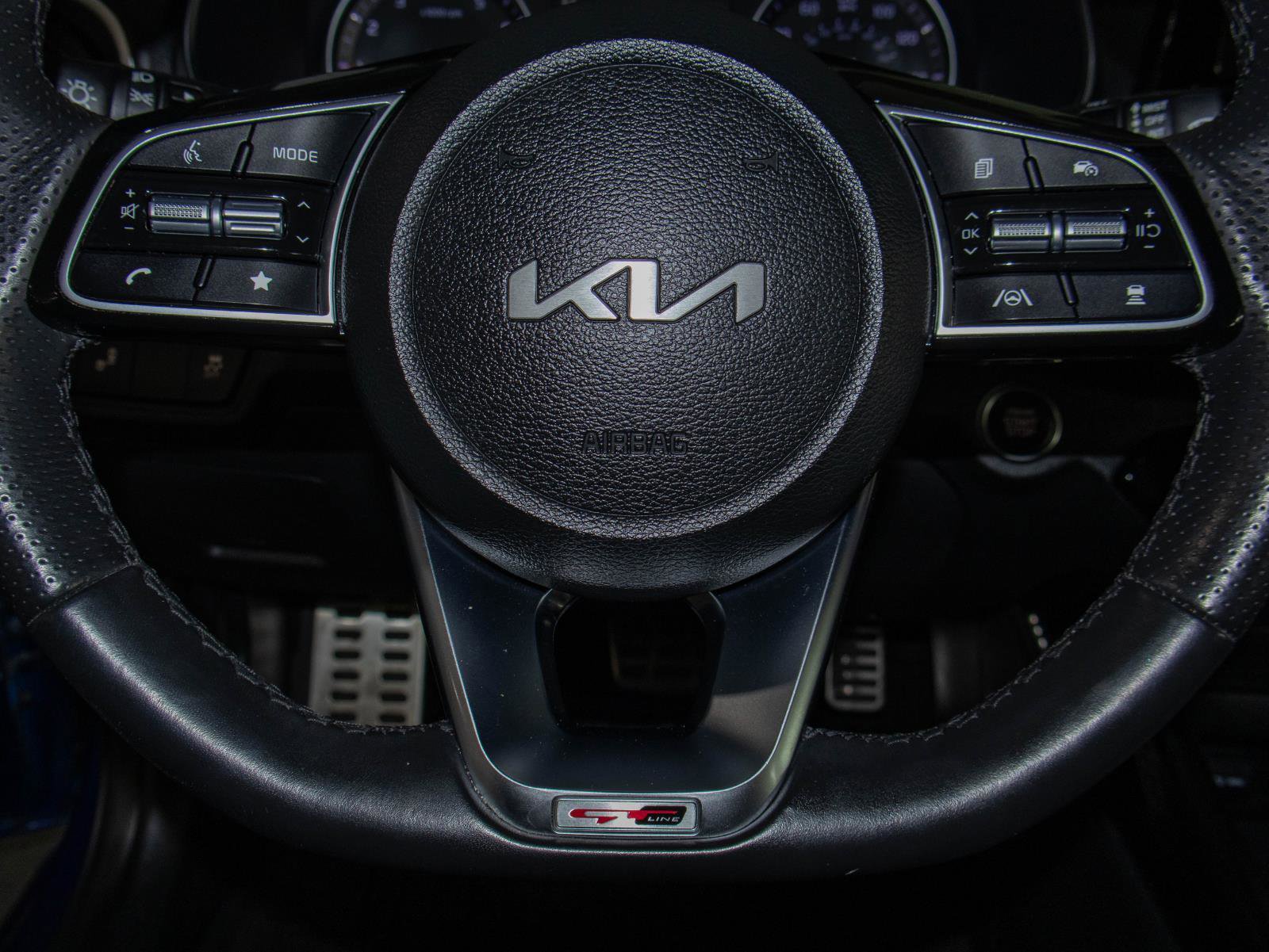 Used 2024 Kia Forte GT-Line w/ GT-Line Premium Package image 12