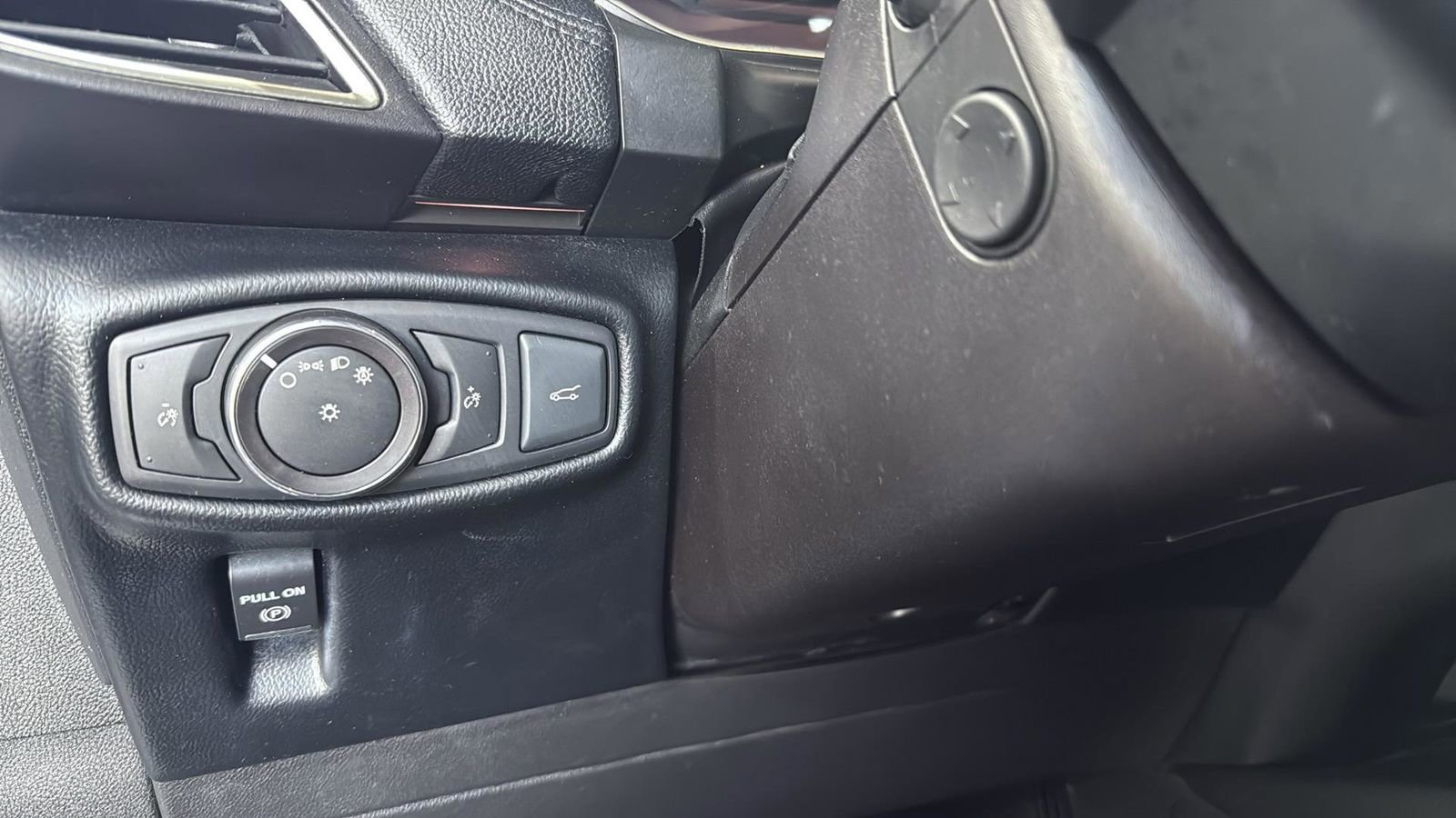 Used 2018 Lincoln MKX Reserve image 17