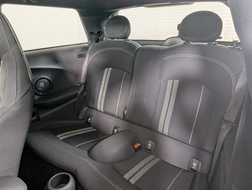 Used 2021 MINI Cooper S w/ 6.5" Touchscreen Package FWD image 23