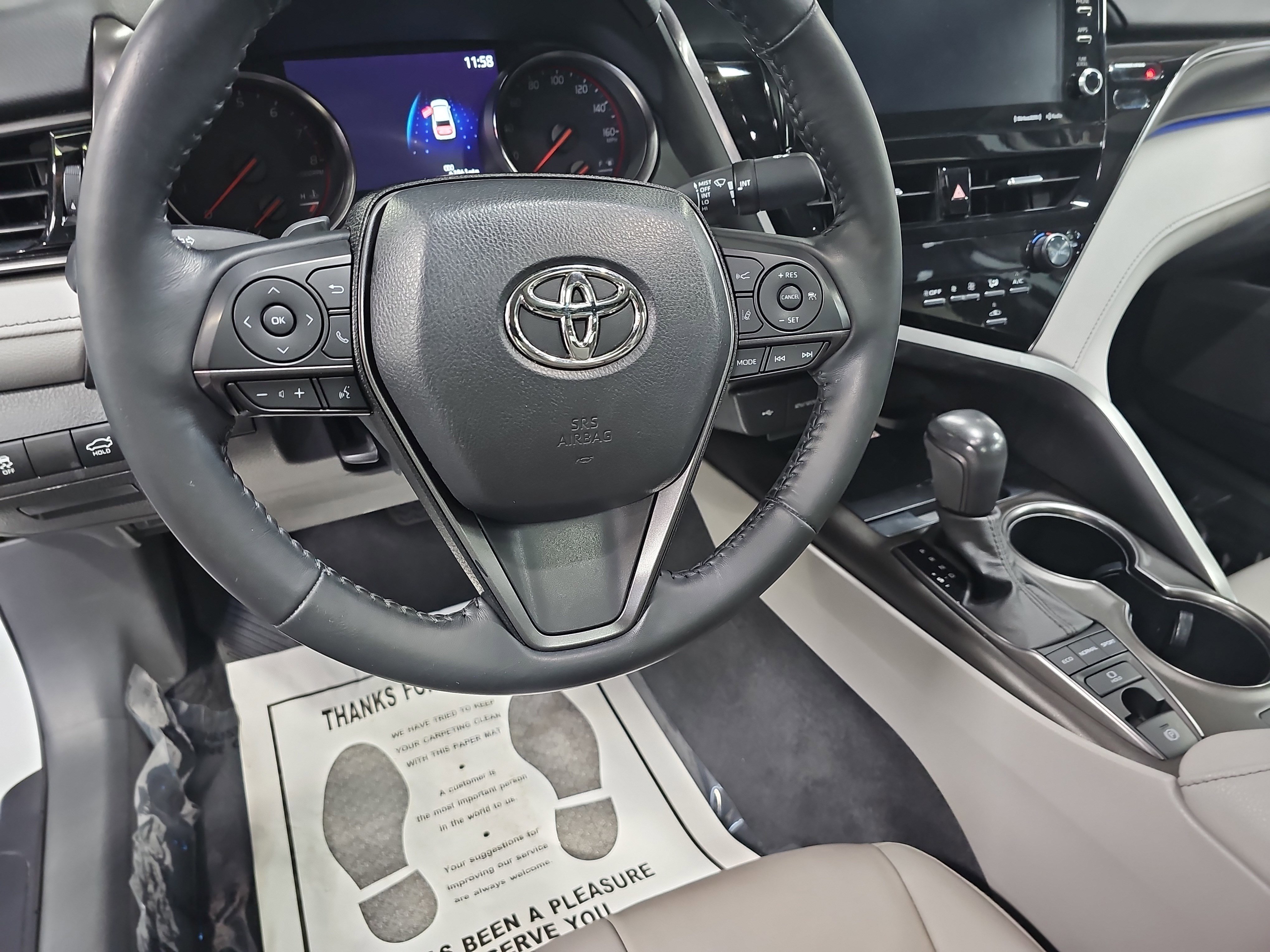 Used 2023 Toyota Camry XSE image 16