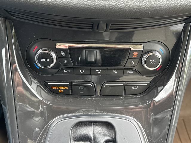 Used 2015 Ford Escape Titanium AWD/4WD image 27