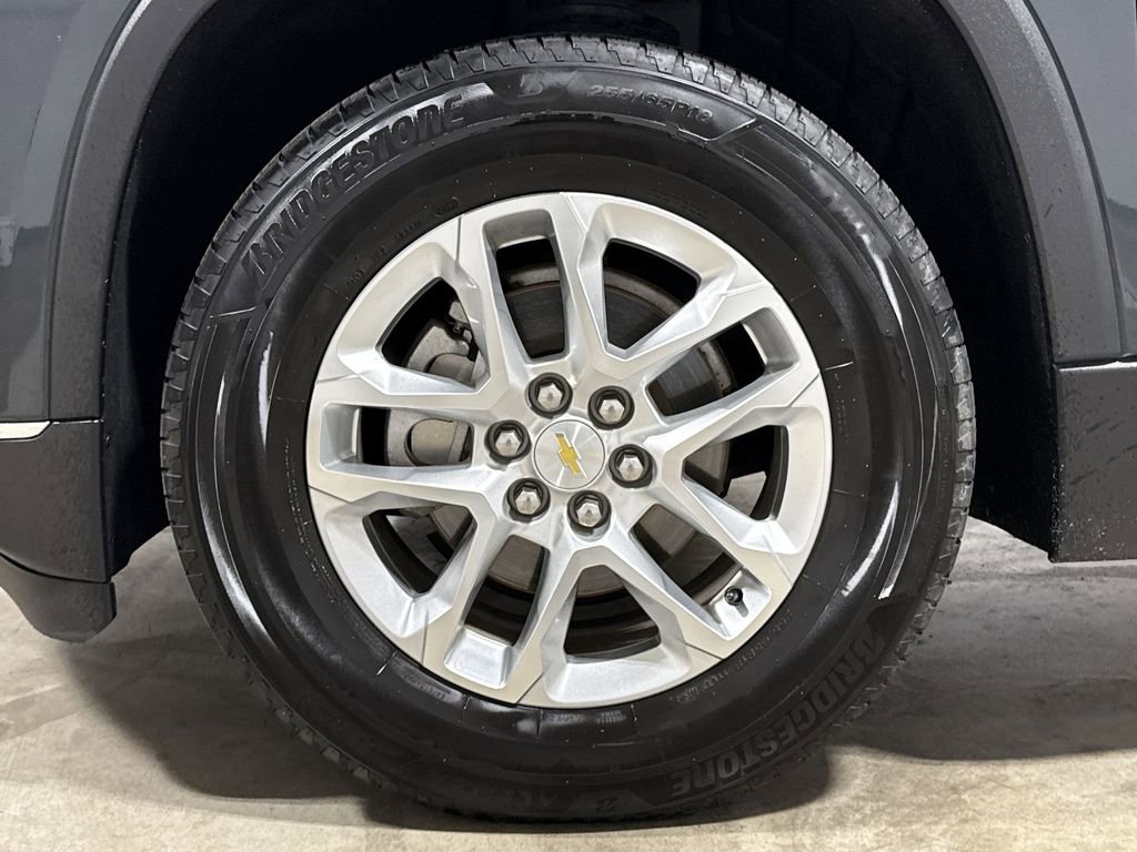 Used 2018 Chevrolet Traverse LT FWD image 27