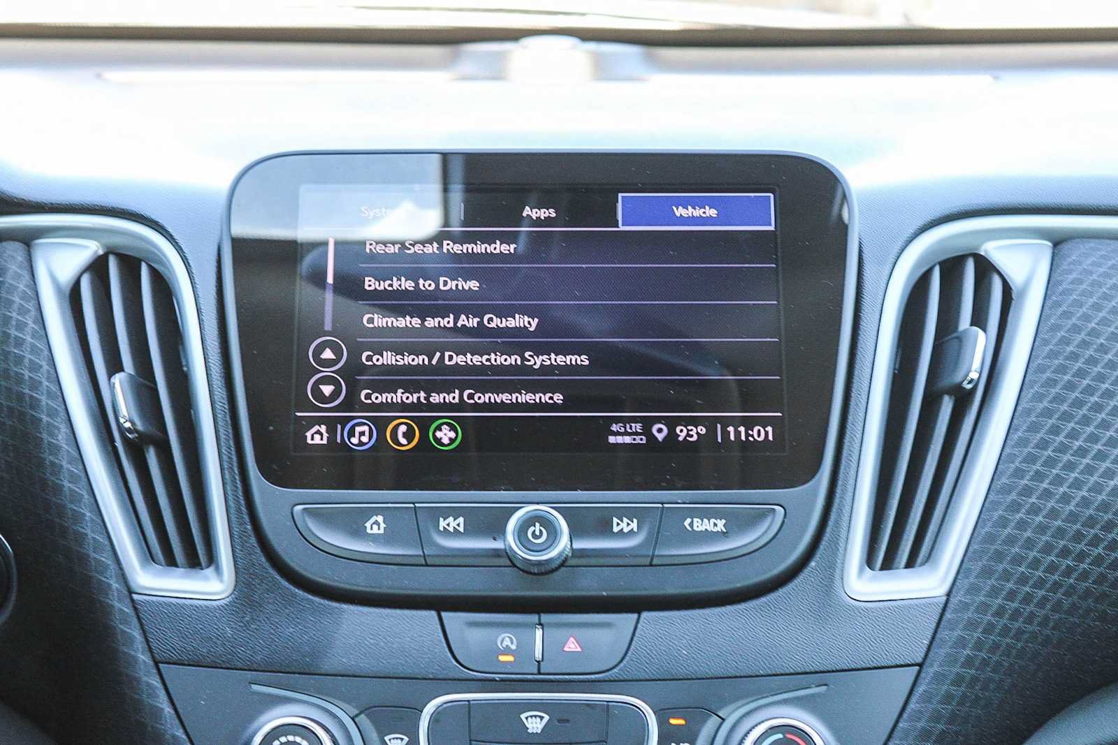 Used 2024 Chevrolet Malibu LS FWD image 14
