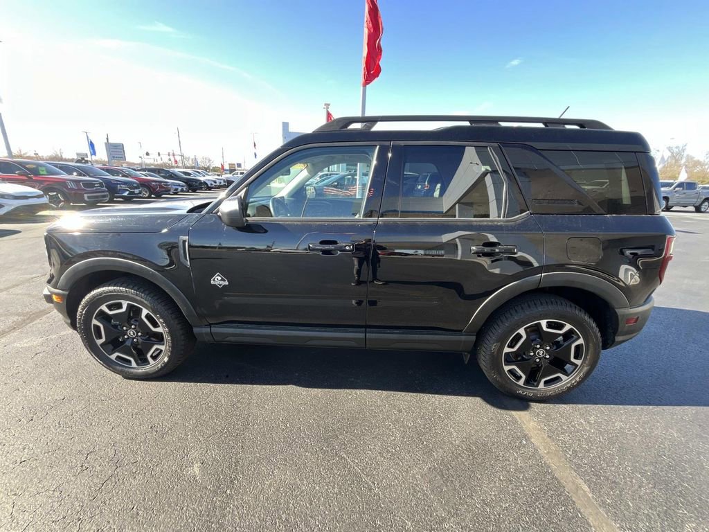 Used 2023 Ford Bronco Sport Outer Banks w/ Tech Package image 4