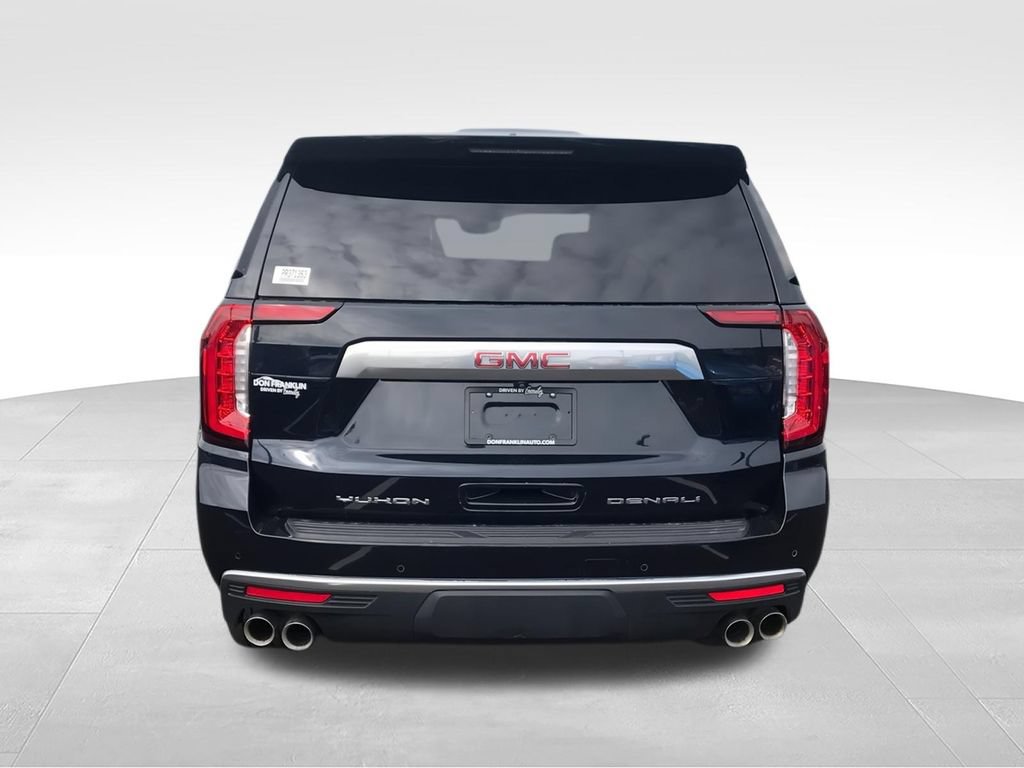 Used 2023 GMC Yukon Denali AWD/4WD image 7